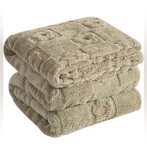 New! Floral Pattern Blanket